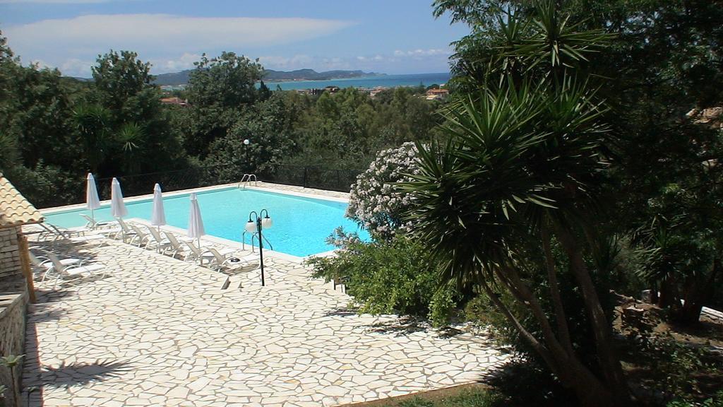 Natural Blue Green Apartment Almiros Beach Ngoại thất bức ảnh